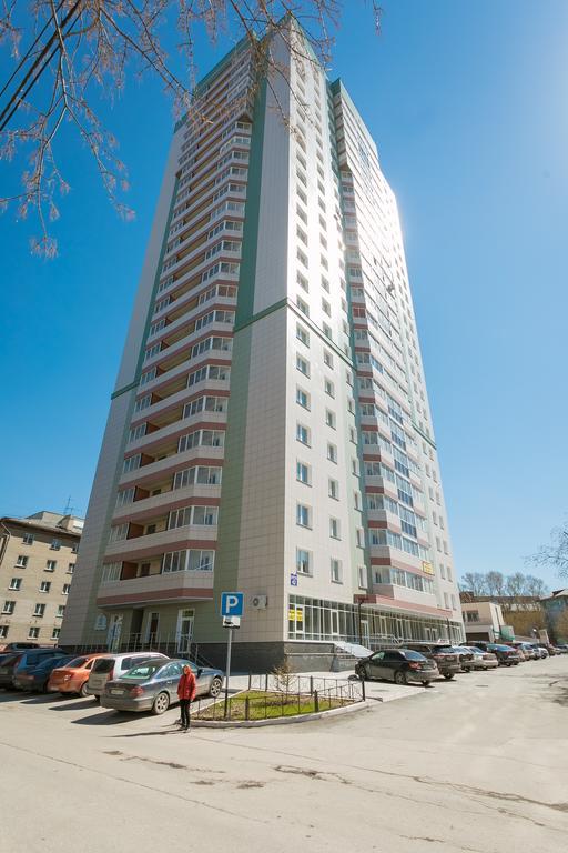 Narayana Apartments On Sibirskaya 42 노보시비르스크 외부 사진
